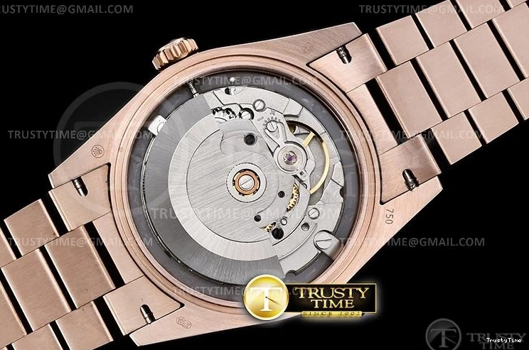 0419 RDD0219H – DayDate 36mm ComfortFit 694